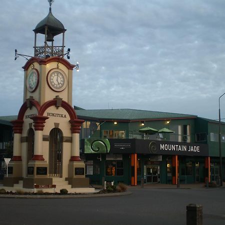 Mountain Jade Backpackers,Private Rooms & Studios Hokitika Bagian luar foto