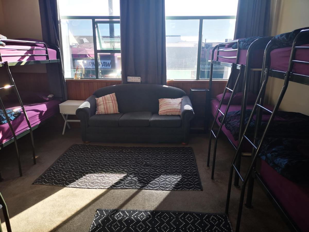 Mountain Jade Backpackers,Private Rooms & Studios Hokitika Bagian luar foto
