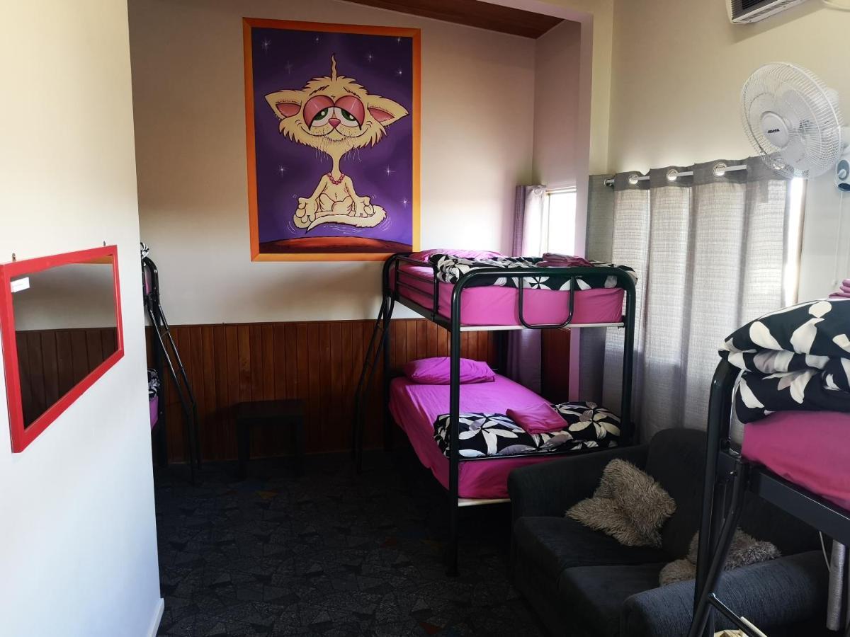 Mountain Jade Backpackers,Private Rooms & Studios Hokitika Bagian luar foto