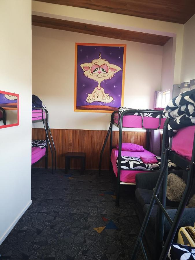 Mountain Jade Backpackers,Private Rooms & Studios Hokitika Bagian luar foto